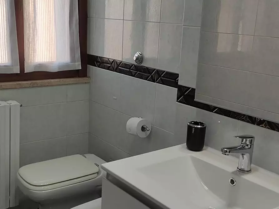 Immagine 6 di Affittacamere in affitto  in VIA OSLAVIA  9 a Latina