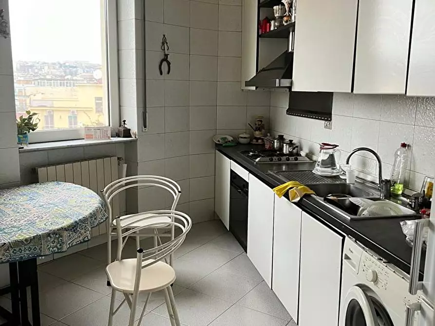 Immagine 8 di Stanza singola in affitto  in via scarlatti  a Napoli