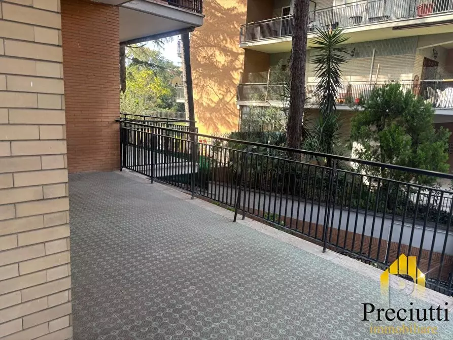 Immagine 12 di Appartamento in vendita  in VIA RAFFAELE FABRETTI 19 a Roma