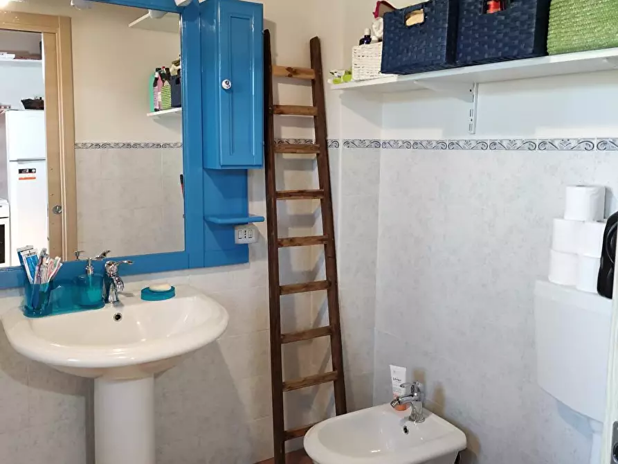 Immagine 4 di Casa indipendente in affitto  a Comiso