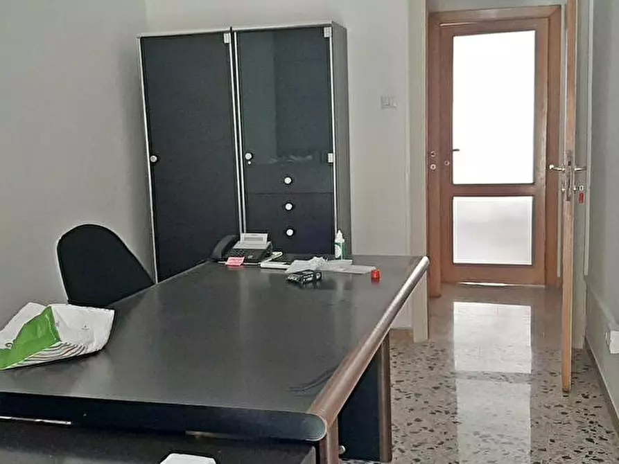 Immagine 17 di Ufficio in affitto  in Viale Umberto  139 a Sassari