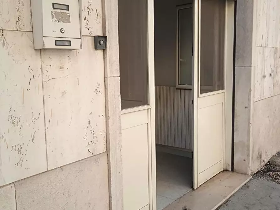 Immagine 5 di Abitazione tipica in affitto  a Foggia