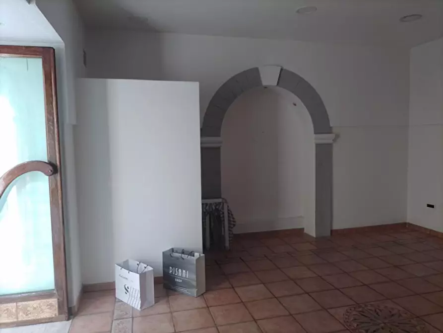 Immagine 3 di Attività commerciale in affitto  in Corso Angelo Rizzoli 35 a Lacco Ameno