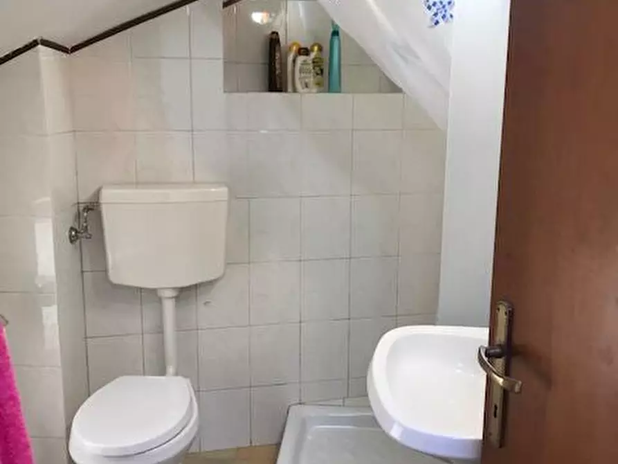 Immagine 8 di Camera in affitto  in via Rastello 40 a Gorizia