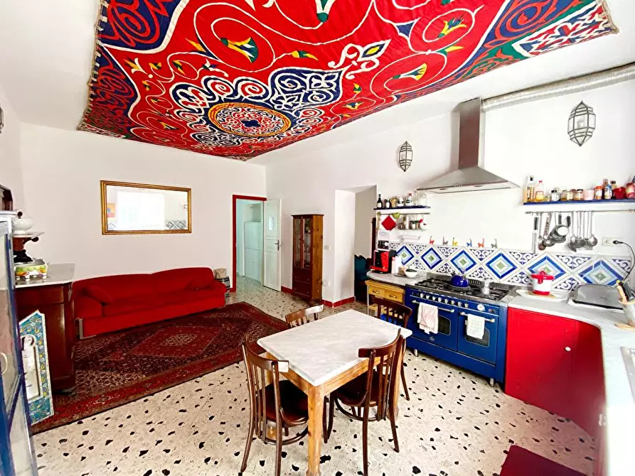 Immagine 11 di Camera in affitto  in Via Argenteria  19 a Palermo