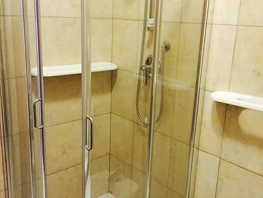 Immagine 9 di Appartamento in affitto  a Lonate Pozzolo
