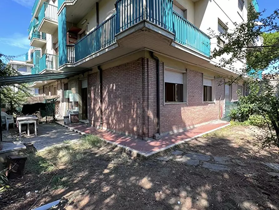 Immagine 1 di Appartamento in vendita  in Via Pinciana  20 a Viareggio