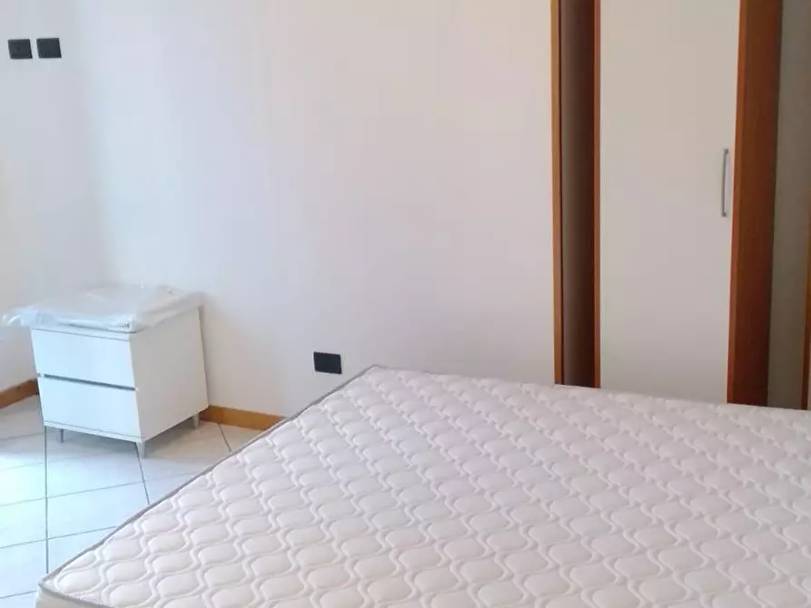 Immagine 14 di Appartamento in affitto  in Via santo spirito  32 a Pavia