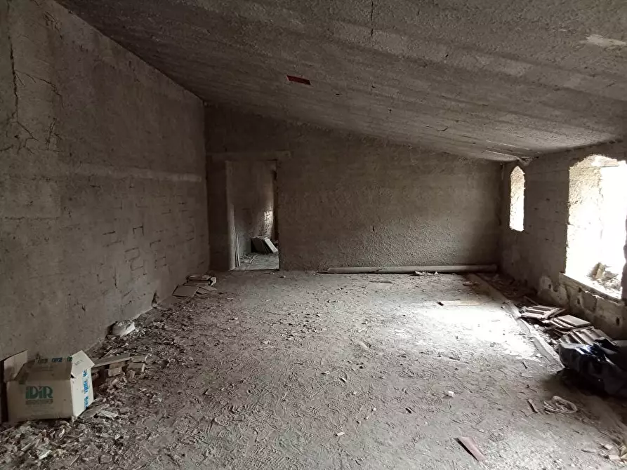 Immagine 2 di Deposito in vendita  in Via Duomo 95 a Sarno