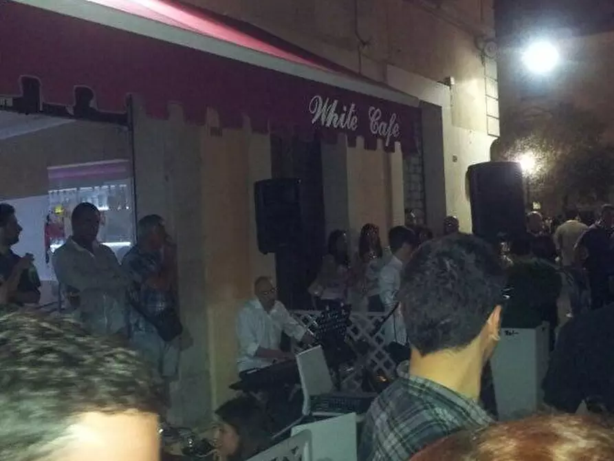 Immagine 4 di Locale commerciale in affitto  in via Pretoria  258 a Potenza