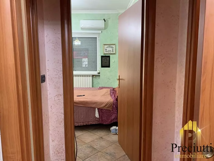 Immagine 15 di Appartamento in vendita  in VIA CAMILLO SERAFINI 15 a Roma