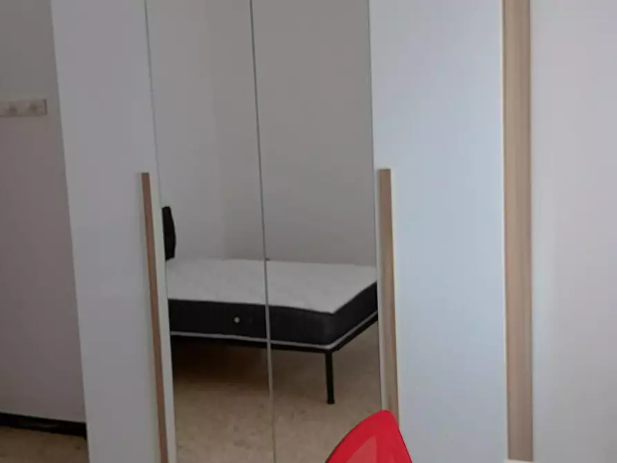 Immagine 6 di Camera in affitto  in Via Catalani 22 a Catanzaro