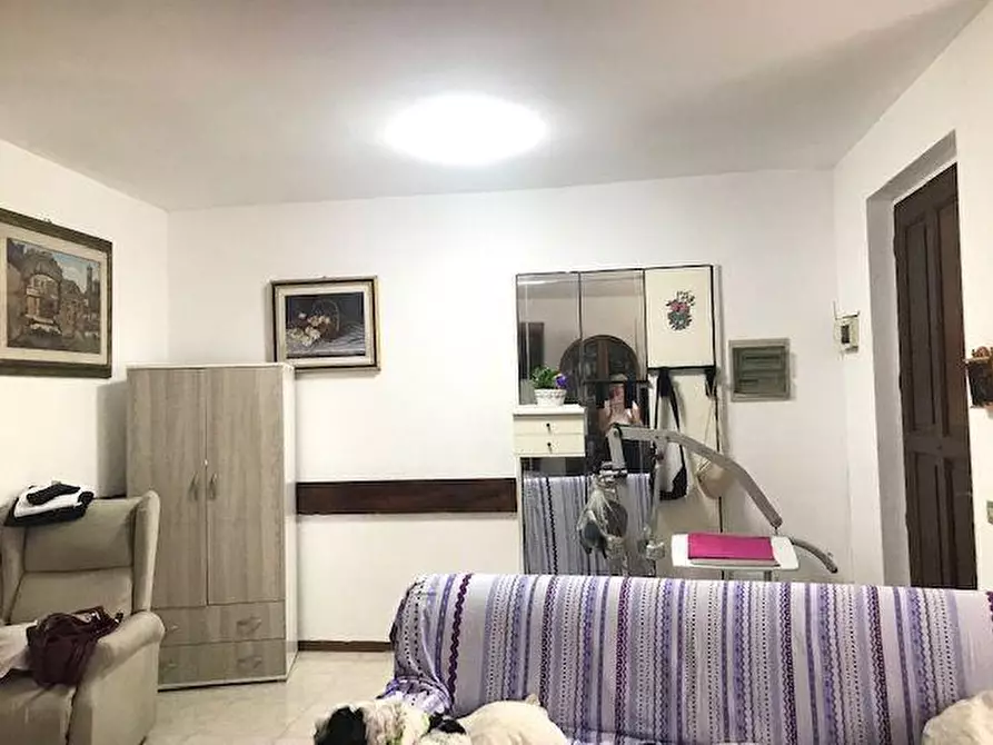 Immagine 15 di Villetta a schiera in vendita  a Forte Dei Marmi