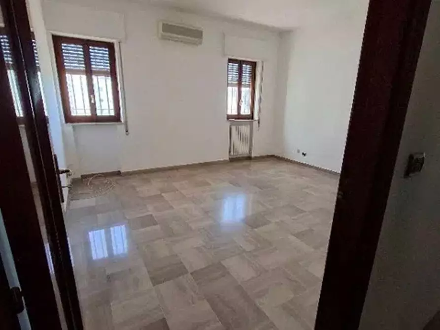 Immagine 2 di Attico in vendita  a Taranto