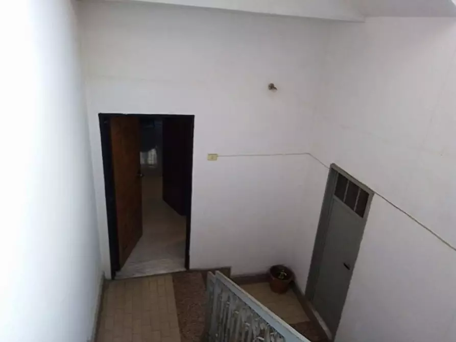 Immagine 1 di Appartamento in vendita  in Via Nunzio Celentano 1 a Sarno