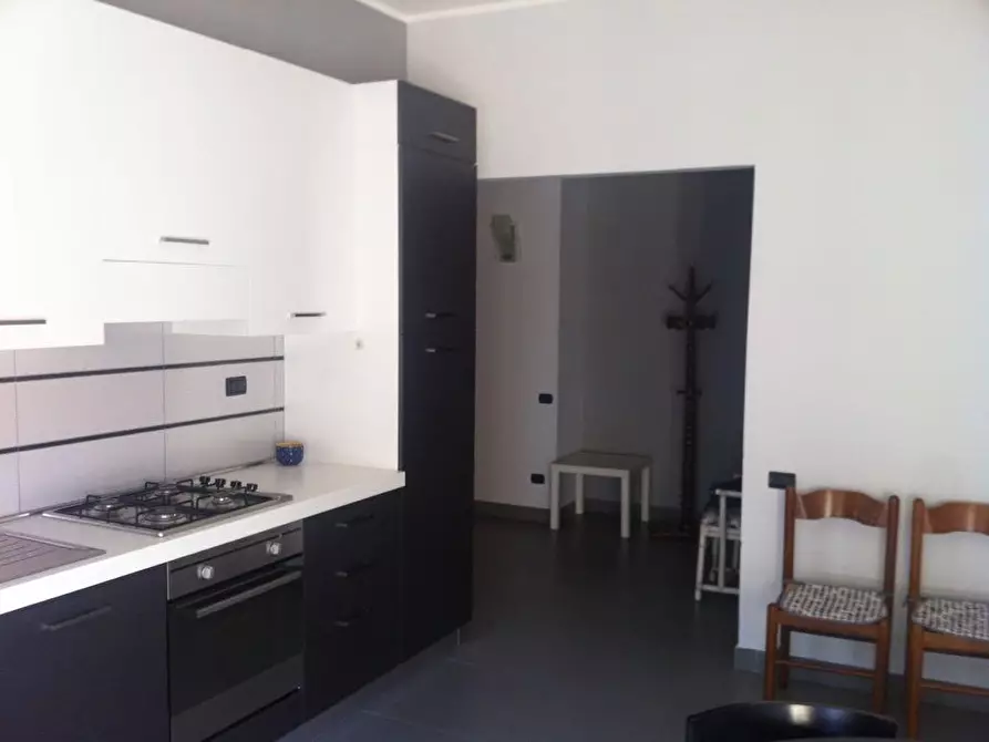 Immagine 11 di Camera in affitto  in Via Lucania  52 a Pescara