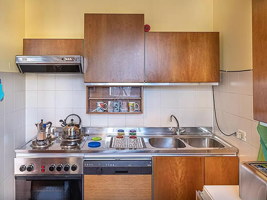 Immagine 9 di Appartamento in affitto  a Vicenza