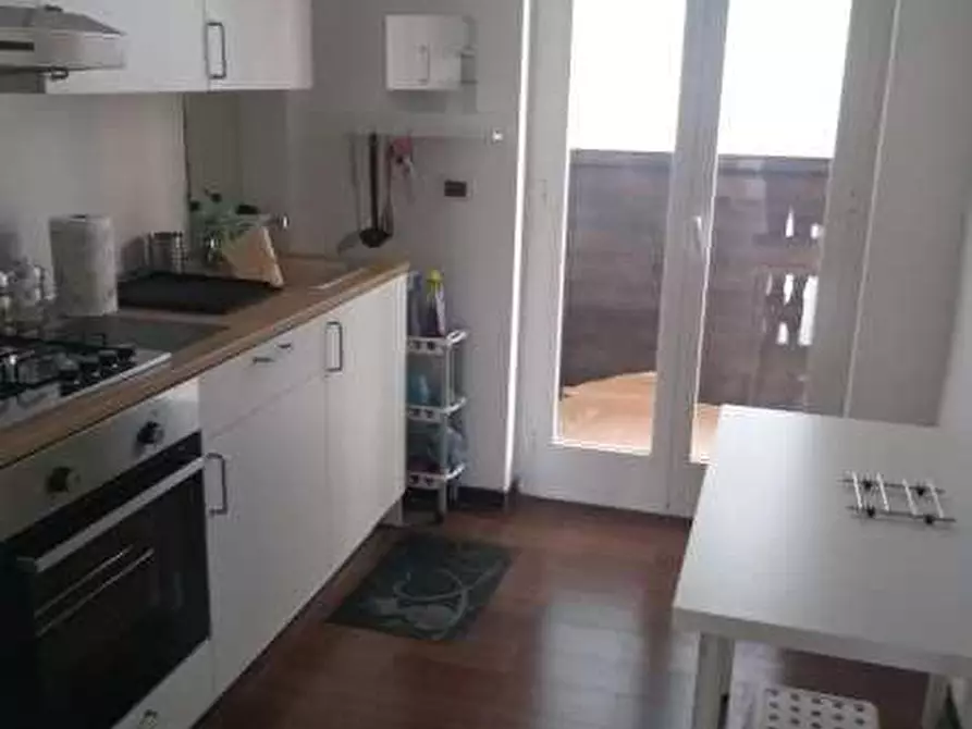 Immagine 7 di Appartamento in affitto  in VIA CRISPI 107 a Taranto