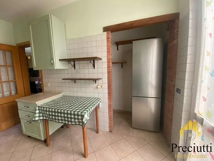 Immagine 12 di Villa in vendita  in VIA DEL CASALETTO 228 a Roma