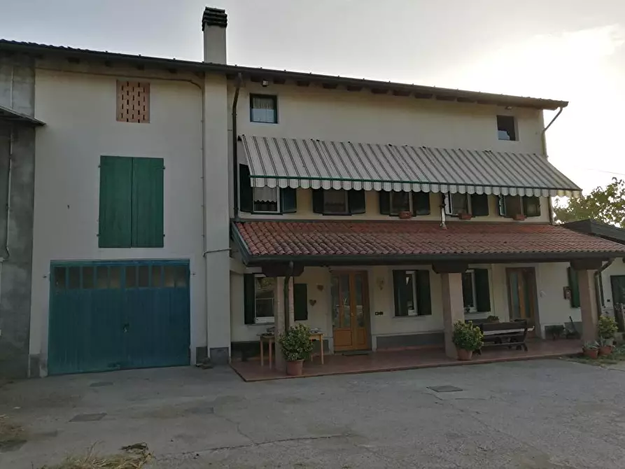 Immagine 2 di Casa colonica in vendita  in via del pasco 12 a Coseano