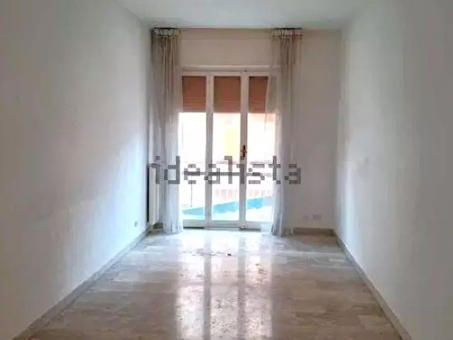 Immagine 4 di Trilocale in vendita  in VIA CASTAGNETO 11 a Rapallo