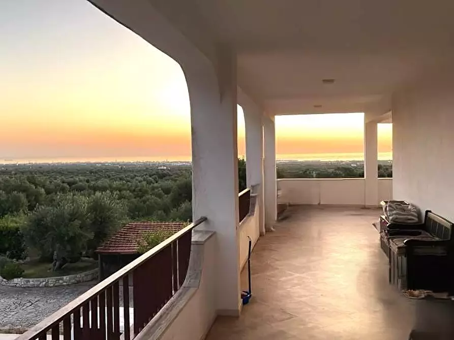 Immagine 1 di Stabile in vendita  in Contrada Macchia di Casa a Monopoli