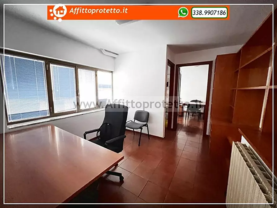 Immagine 9 di Ufficio in affitto  in Via Mamurra 4 a Formia