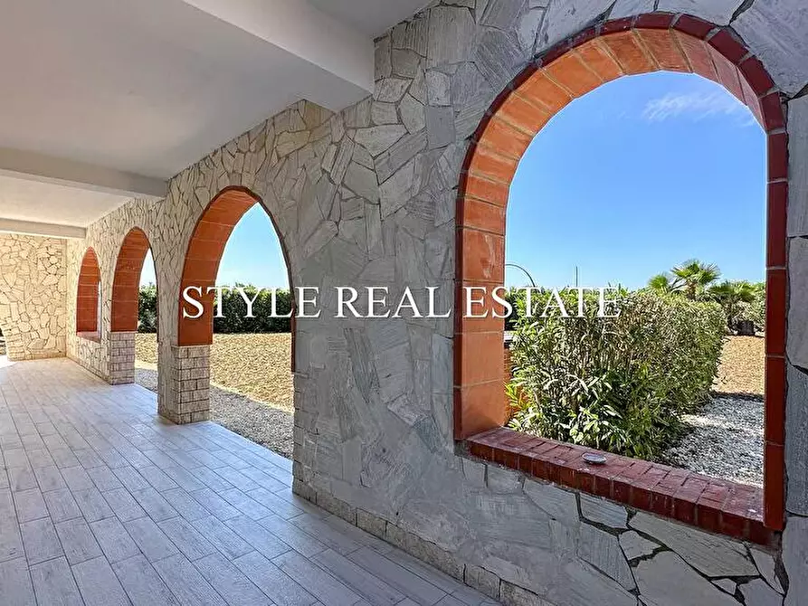 Immagine 24 di Villa in affitto  in Arenella a Siracusa