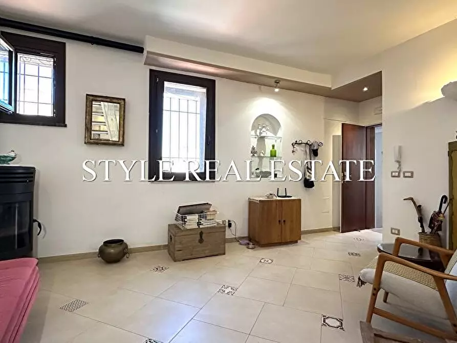 Immagine 10 di Appartamento in vendita  in via logoteta a Siracusa