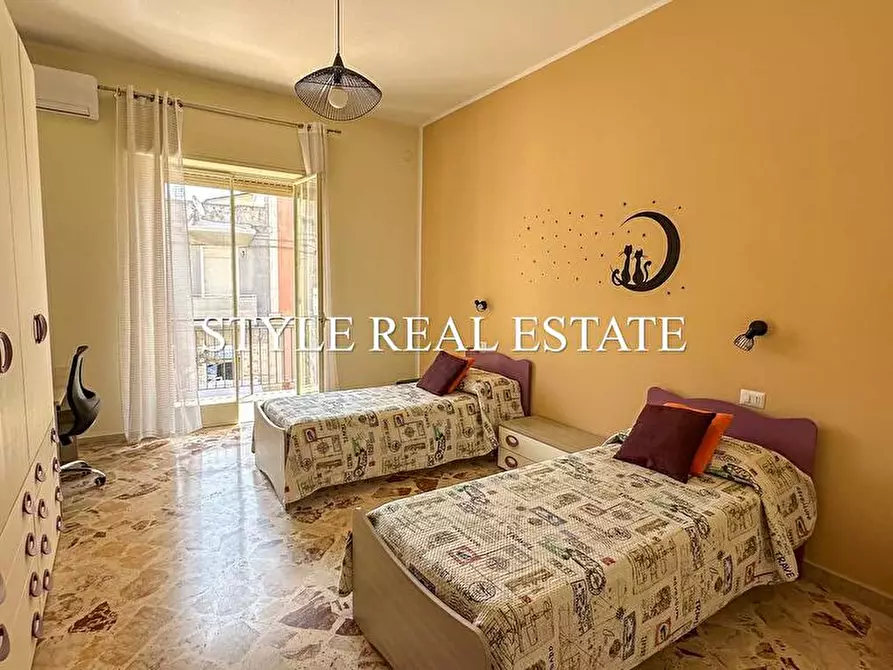 Immagine 7 di Palazzo in vendita  in Corso Timoleonte 105 a Siracusa
