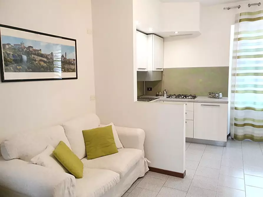 Immagine 6 di Appartamento in affitto  in via cimarosa 8 a Bergamo