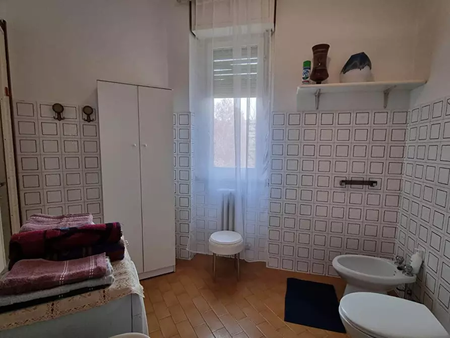 Immagine 5 di Stanza singola in affitto  in via anemoni  5 a Milano