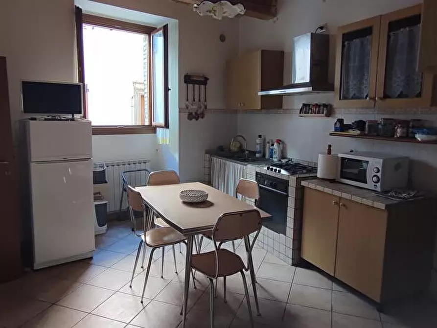 Immagine 4 di Abitazione tipica in vendita  in Frazione campodonico  15 a Fabriano