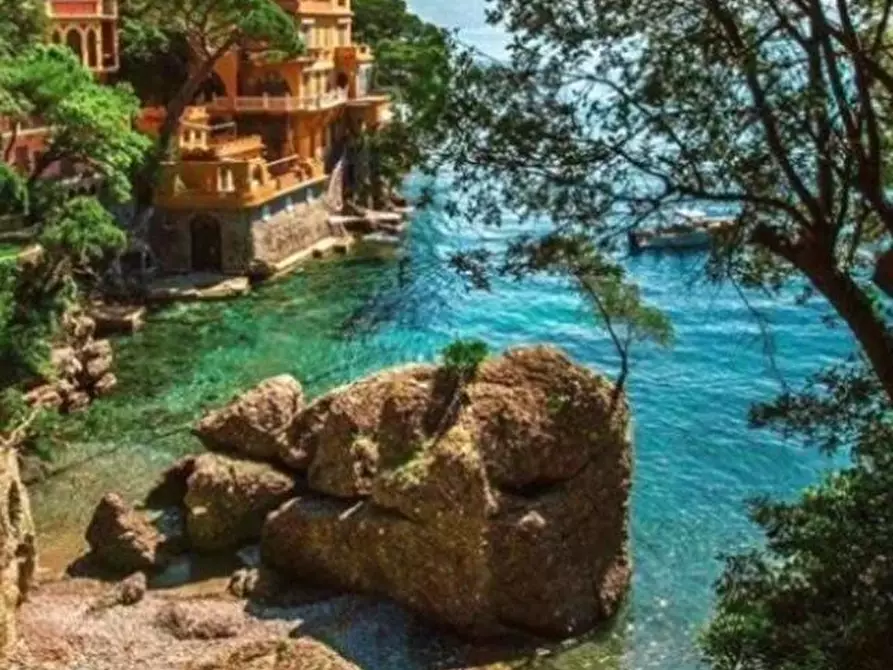 Immagine 20 di Appartamento in vendita  in via privata dei lecci 2 a Rapallo