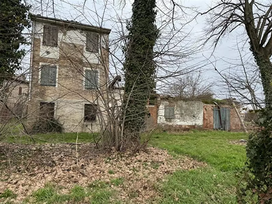 Immagine 1 di Rustico / casale in vendita  in binconese  10 a Fontevivo
