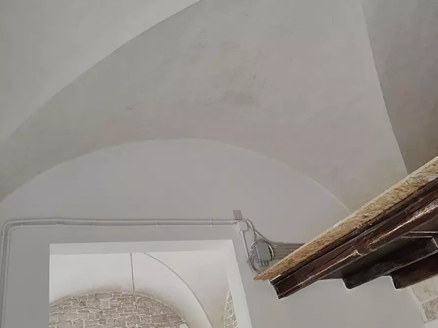 Immagine 26 di Attività commerciale in affitto  in Via Estramurale Lucatorto 30 B a Bitetto