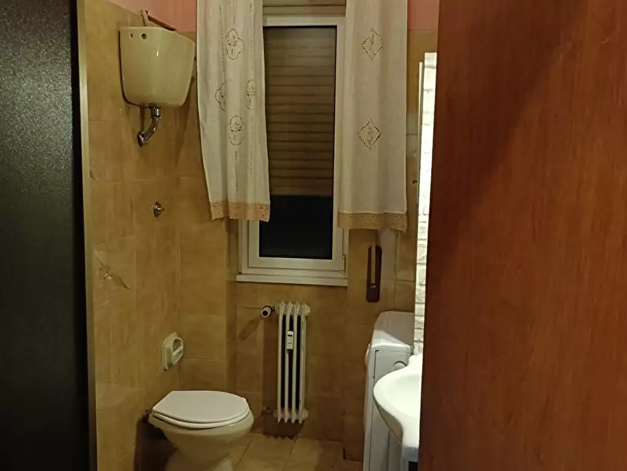 Immagine 5 di Abitazione tipica in affitto  in via Cassia 595 a Roma