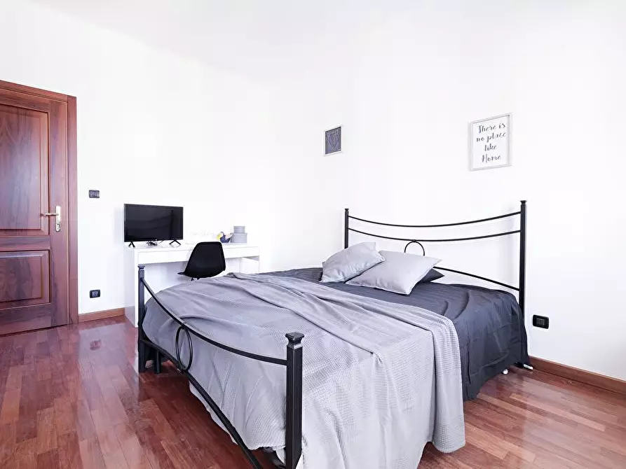 Immagine 3 di Stanza singola in affitto  a Vicenza