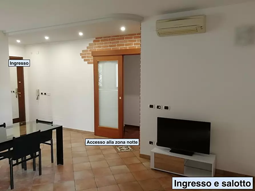 Immagine 11 di Camera condivisa in affitto  in VIA TADDEA DA CARRARA 1 a Verona