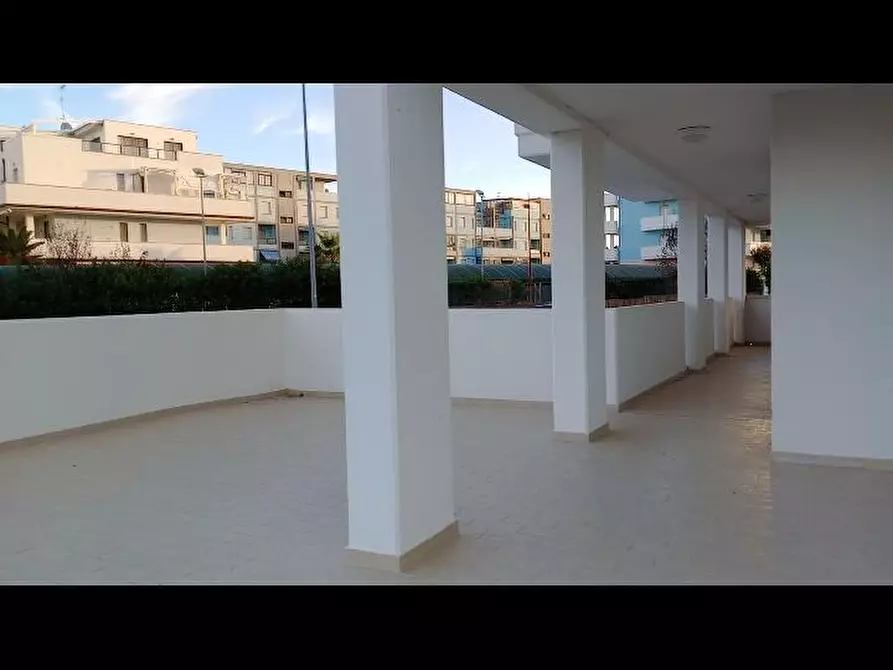 Immagine 6 di Locale commerciale in affitto  in Via Edoardo de filippo  2/A a Vasto