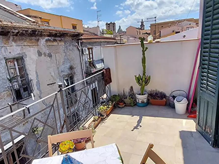 Immagine 23 di Camera in affitto  in Via Argenteria  19 a Palermo