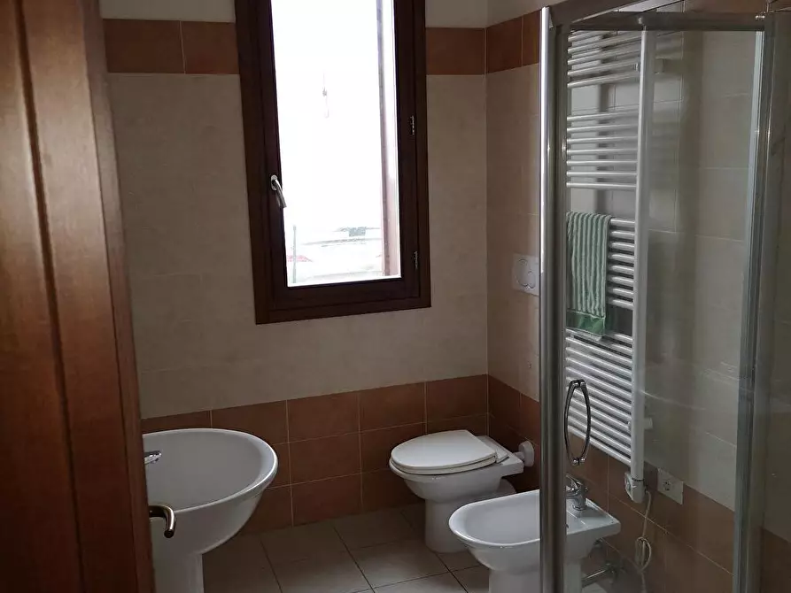 Immagine 3 di Appartamento in vendita  a Cremona