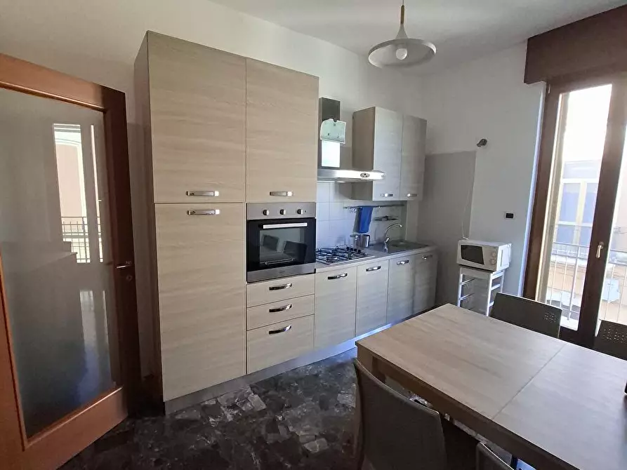 Immagine 1 di Appartamento in affitto  a Brindisi