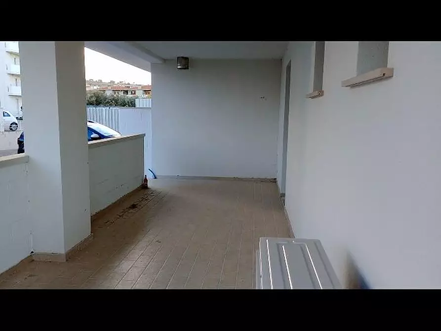 Immagine 9 di Locale commerciale in affitto  in Via Edoardo de filippo  2/A a Vasto