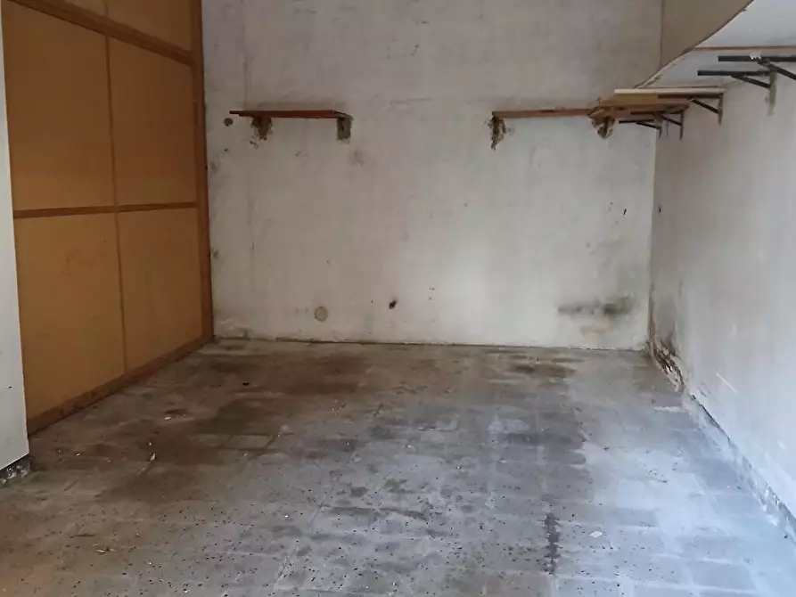 Immagine 2 di Magazzino in affitto  in corso Matteotti  127 a Santa Margherita Ligure