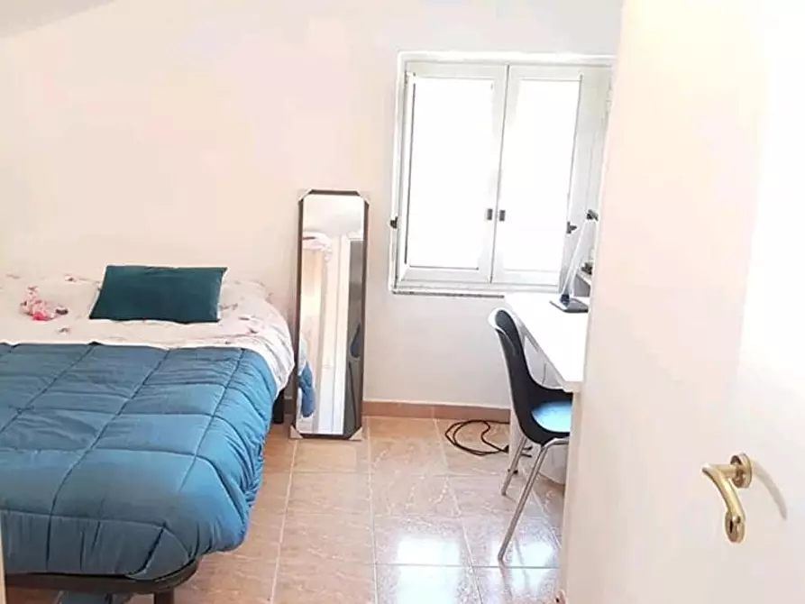 Immagine 5 di Stanza singola in affitto  in Via progresso 2 a Catanzaro