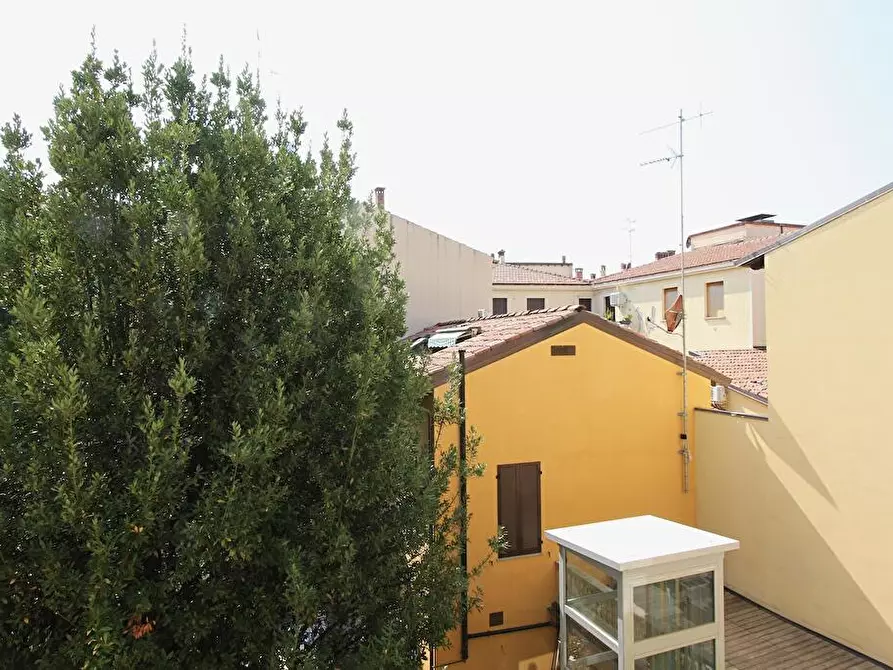 Immagine 4 di Abitazione tipica in affitto  a Bologna