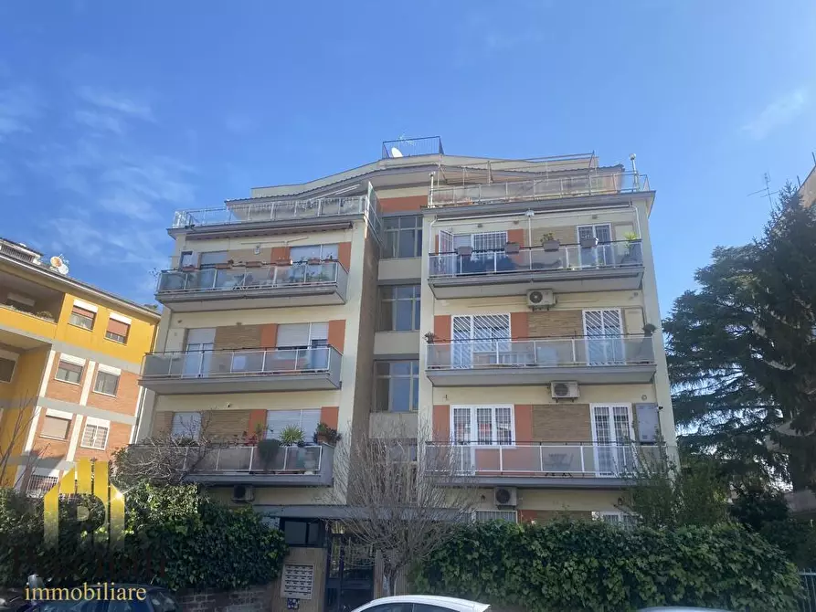 Immagine 17 di Appartamento in vendita  in VIA CAMILLO SERAFINI 15 a Roma