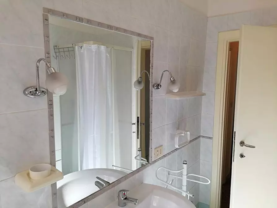 Immagine 4 di Appartamento in affitto  a Roma