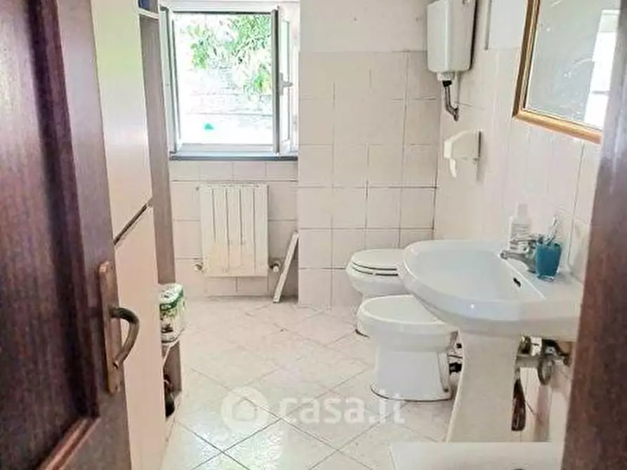 Immagine 5 di Trilocale in vendita  in VIA PARMA 17 a Chiavari